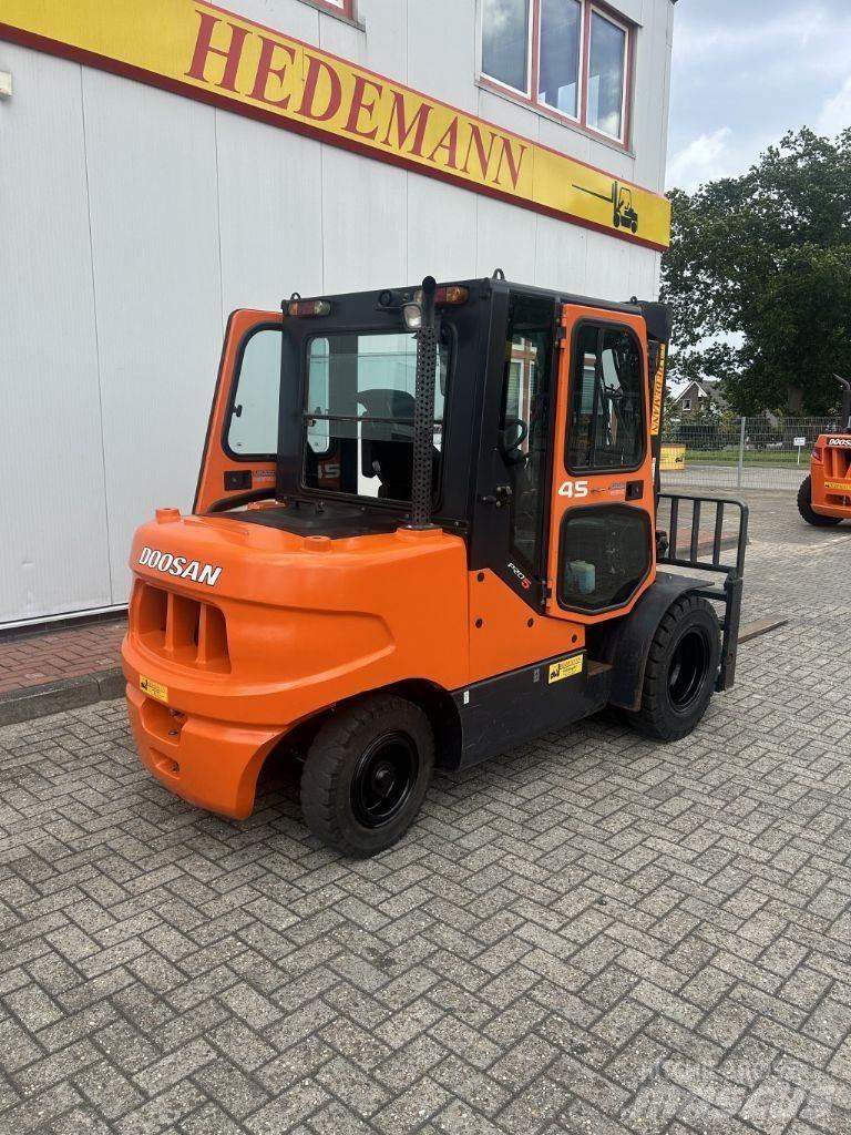 Doosan D45SC-5 Dizelski viličari