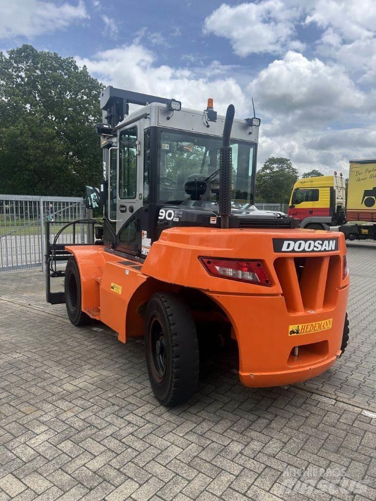 Doosan D90S-7 Dizelski viličari
