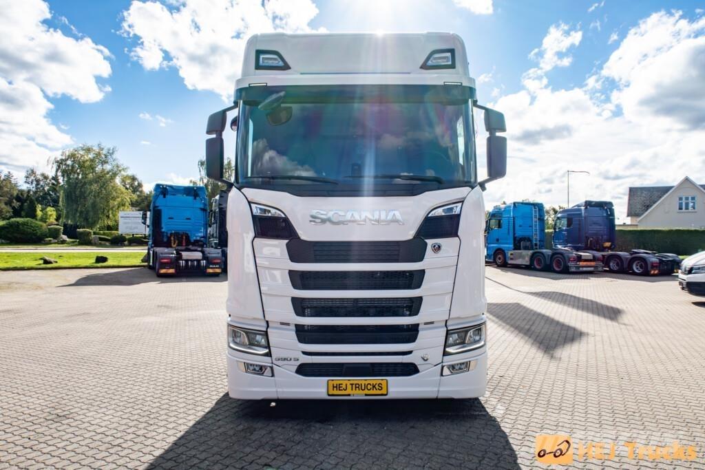 Scania S590 A6x2/4NB Traktorske jedinice