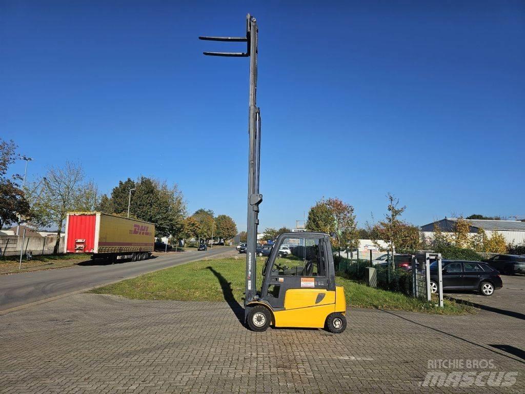 Jungheinrich EFG430 Električni viličari