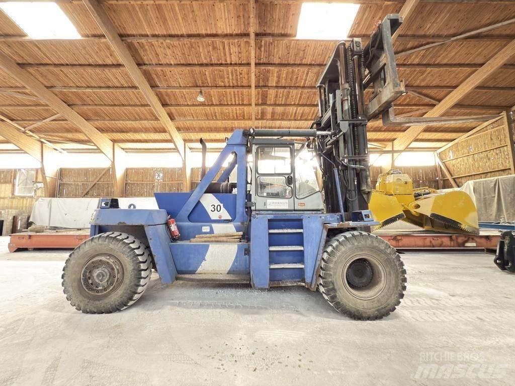 Kalmar DCD28-1200LB Dizelski viličari