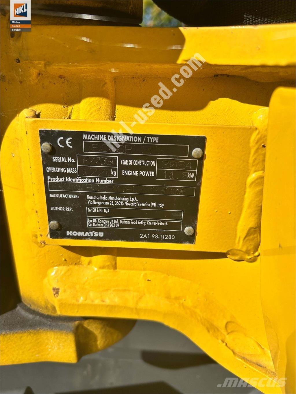 Komatsu PC 16 R-3HS Mini bageri <7t