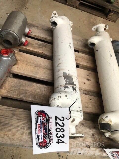 Bowman FD8492 Oliekøler Građevinarstvo – ostalo