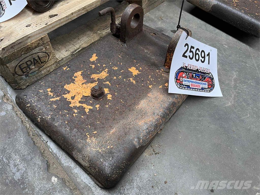 CASE 695SR støttefod Ostale komponente