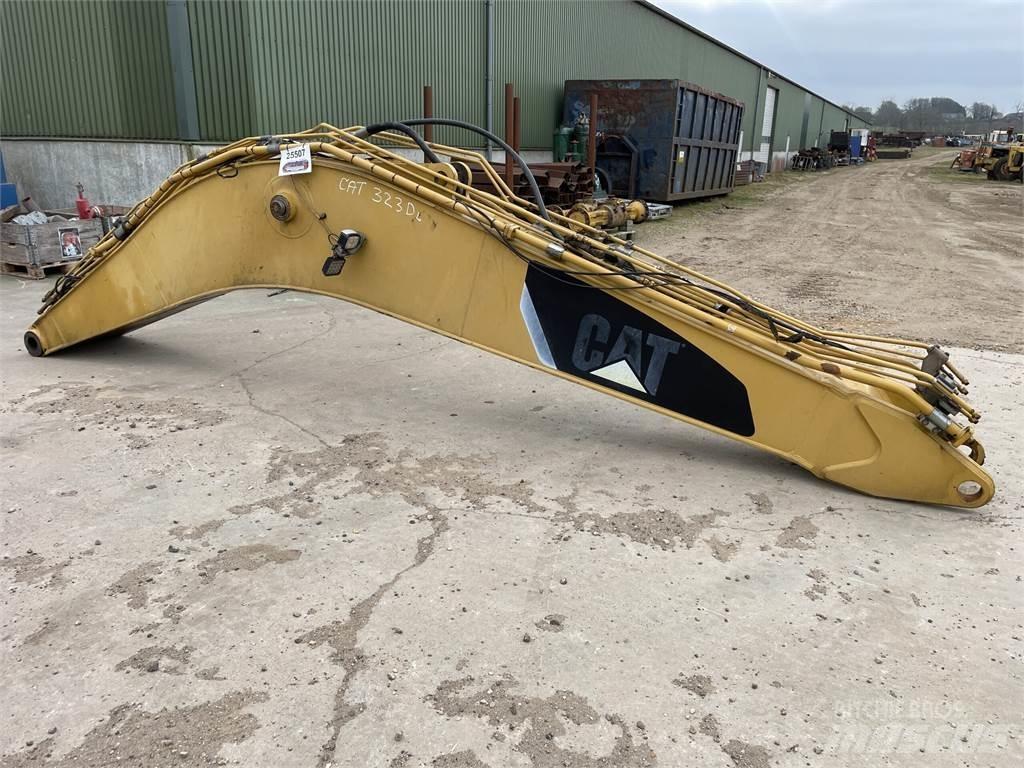 CAT 323D monobom Ostale komponente