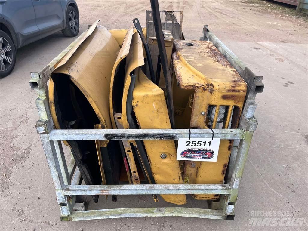 CAT 323D Skærme Ostale komponente