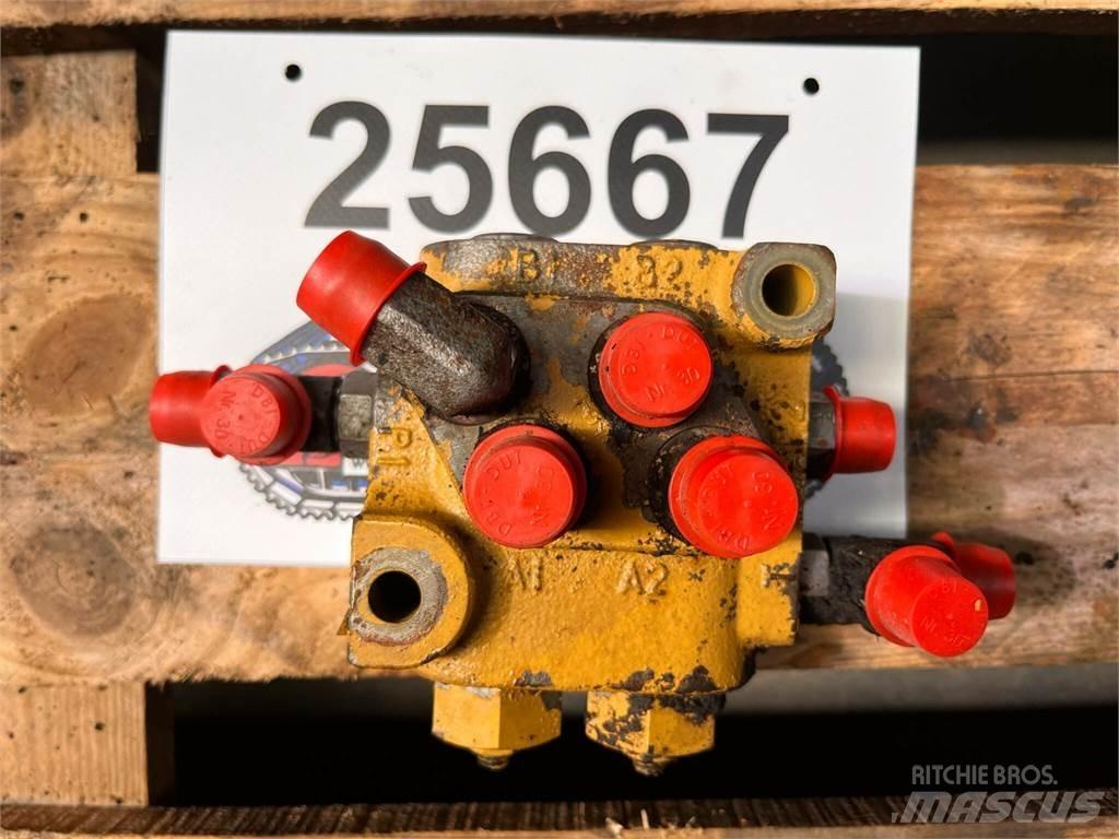 CAT 323D ventilgruppe GP Hidraulika