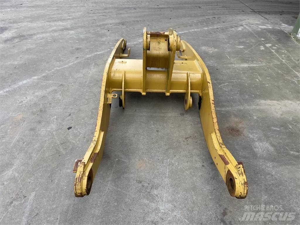 CAT 908M løftebom Ostale komponente