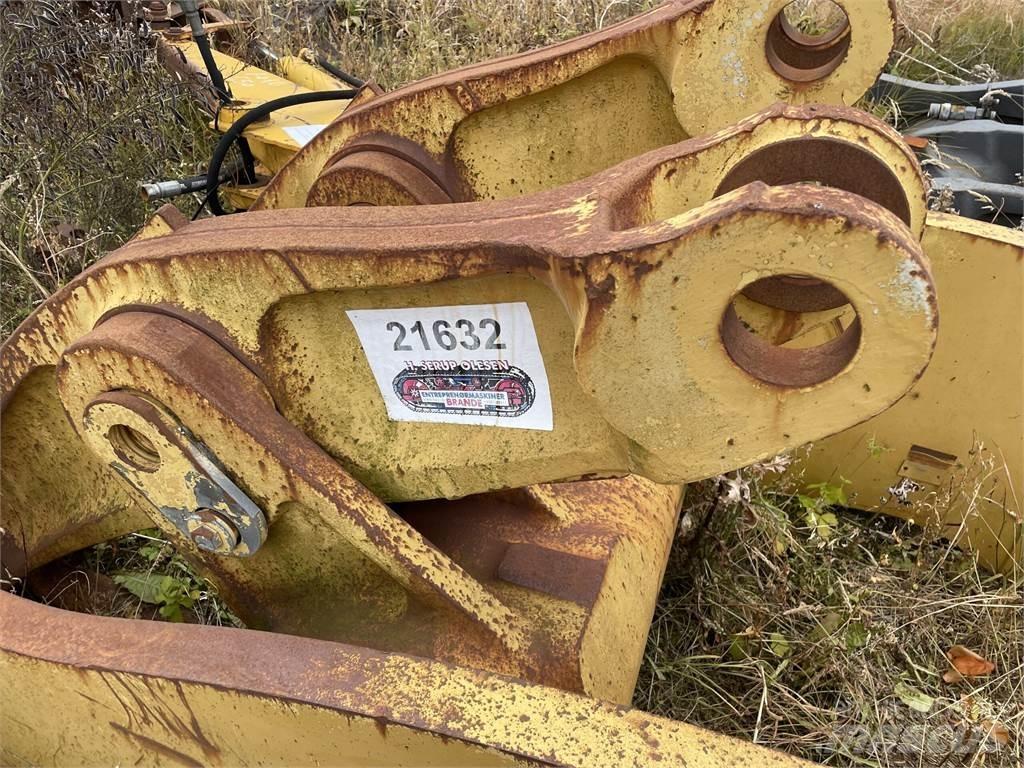 CAT 980G Link Arm Ostale komponente