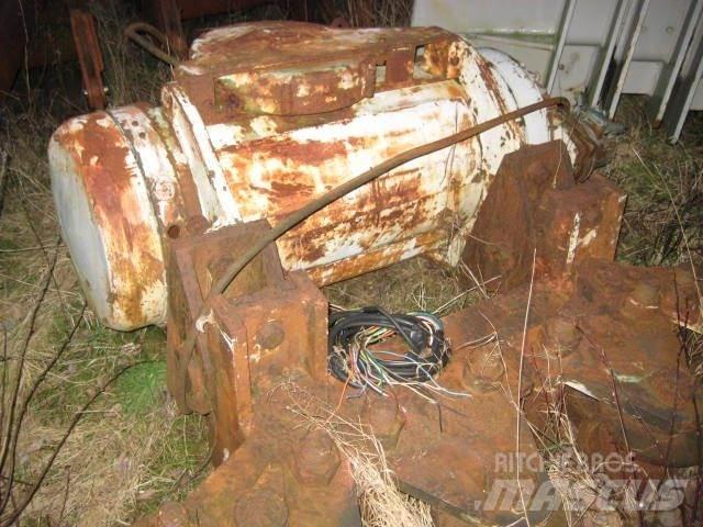 Demag 15 ton Utovorne dizalice, vitla i dizala za materijal