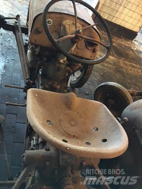 Ferguson traktor, Benzin Građevinarstvo – ostalo