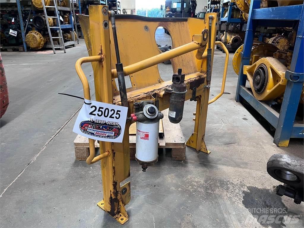  Ramme, Volvo L90E Ostale komponente