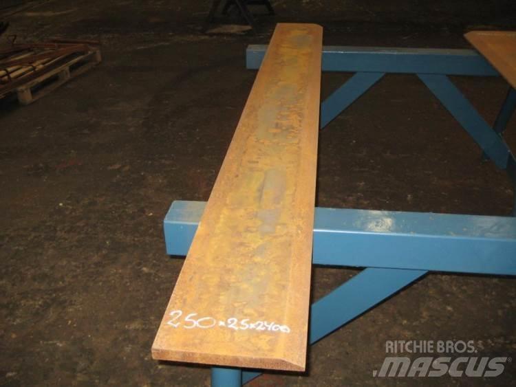  Skærstål 250x25x2300 mm Građevinarstvo – ostalo