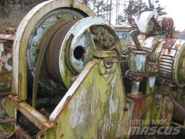  Støttebensspil ex. Storhavn Utovorne dizalice, vitla i dizala za materijal