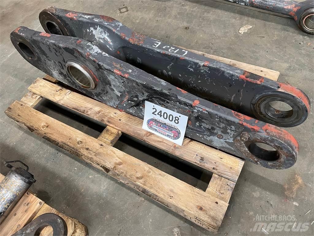 Volvo L120E Link Arm Ostale komponente