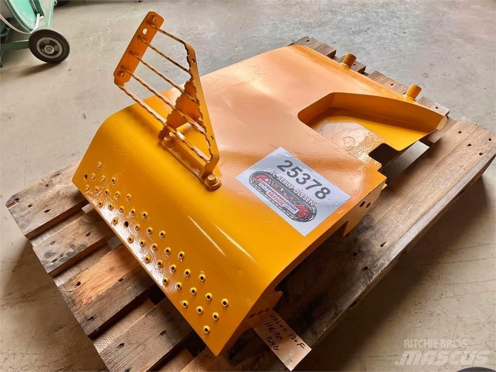 Volvo L120F bagskærm Ostale komponente