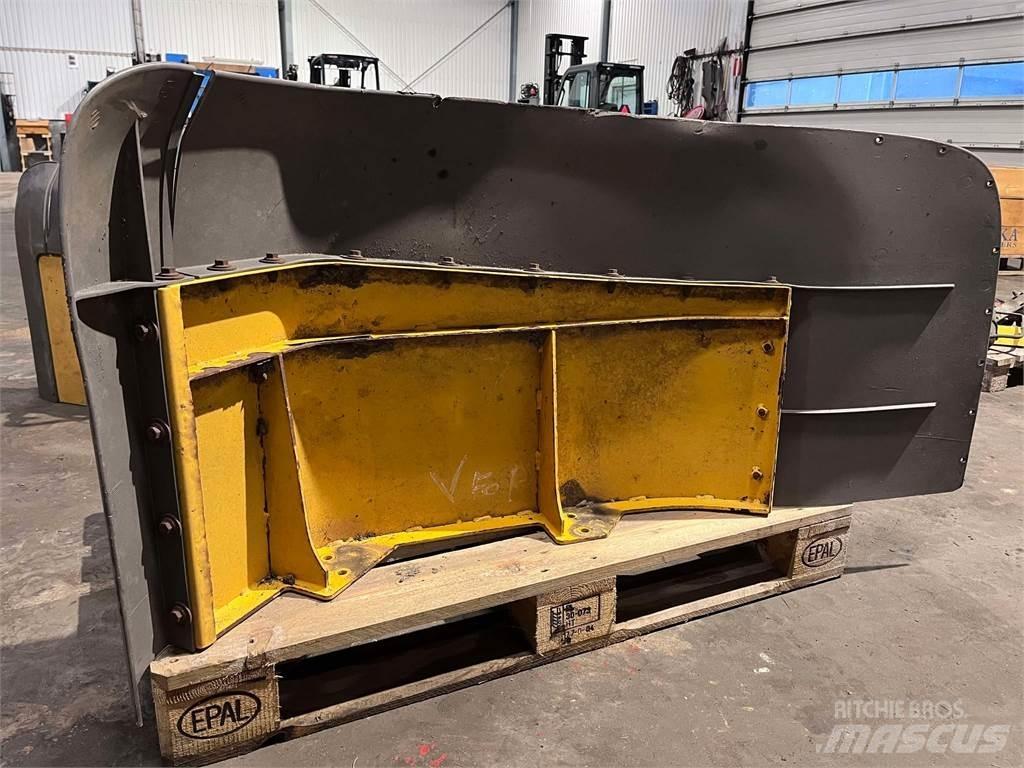 Volvo L120F frontskærm Ostale komponente