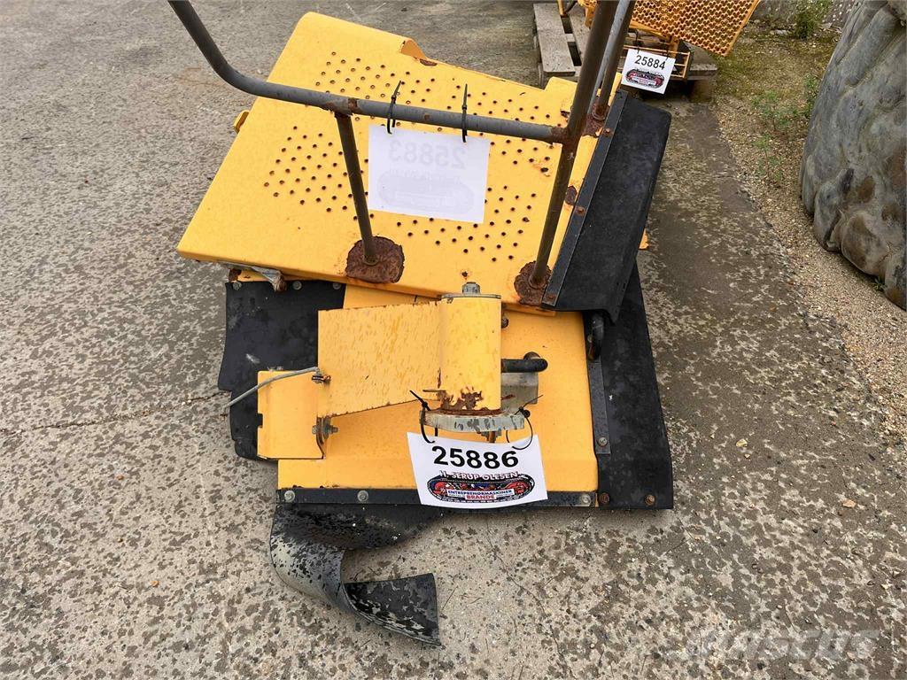 Volvo L220E højre bagskærm Ostale komponente
