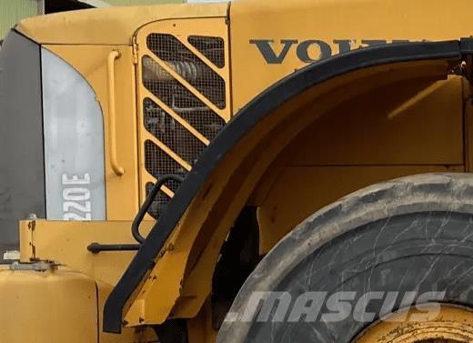 Volvo L220E højre bagskærm Ostale komponente