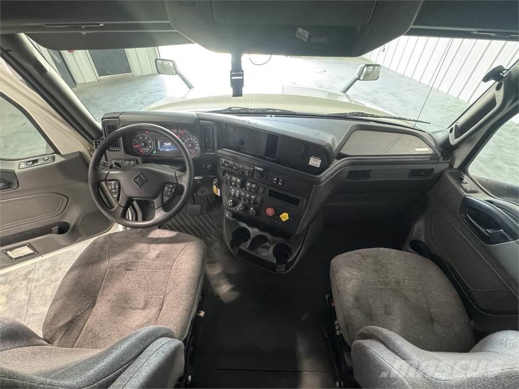 International LT625 Traktorske jedinice