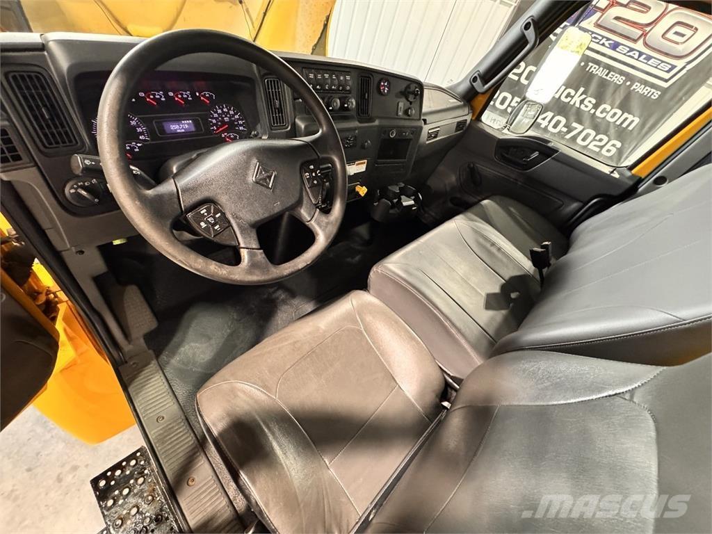 International MV607 Sanduk kamioni