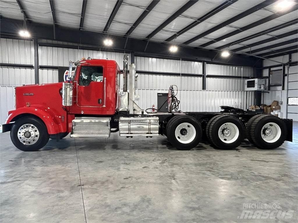 Kenworth W900L Traktorske jedinice