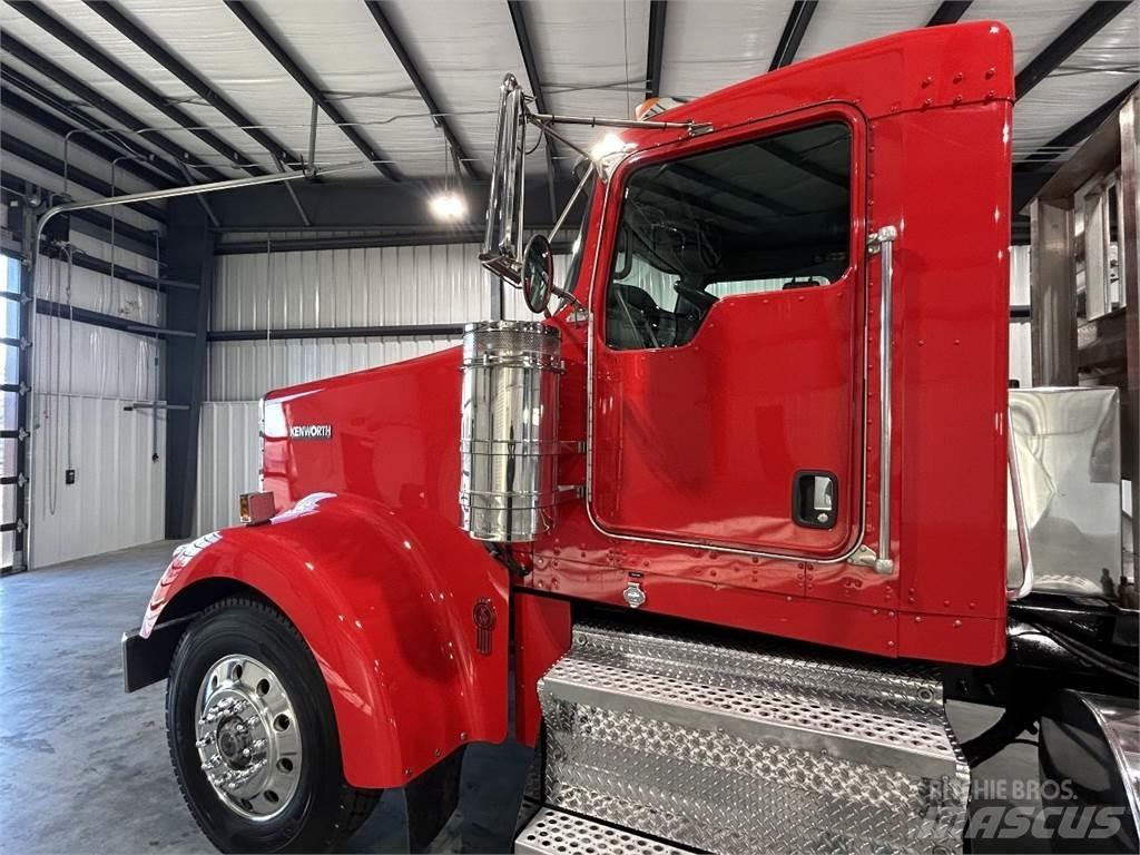 Kenworth W900L Traktorske jedinice