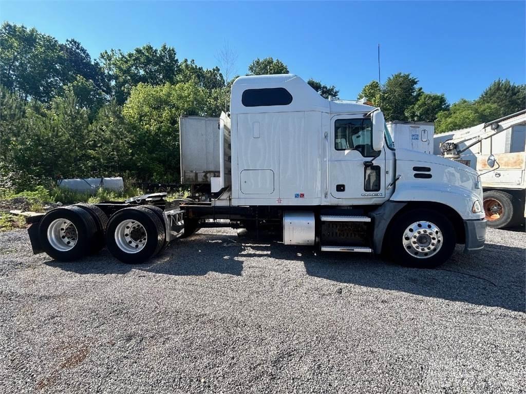 Mack CXU613 Traktorske jedinice