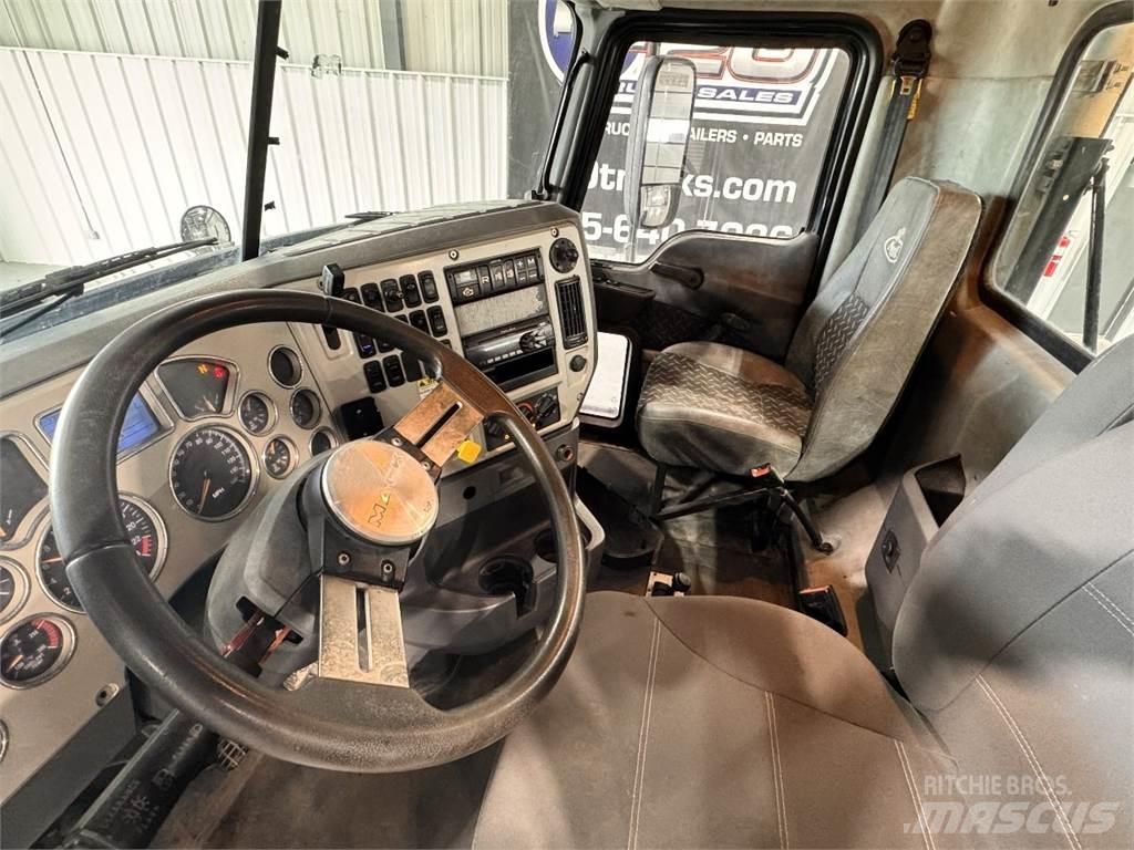 Mack CXU613 Traktorske jedinice