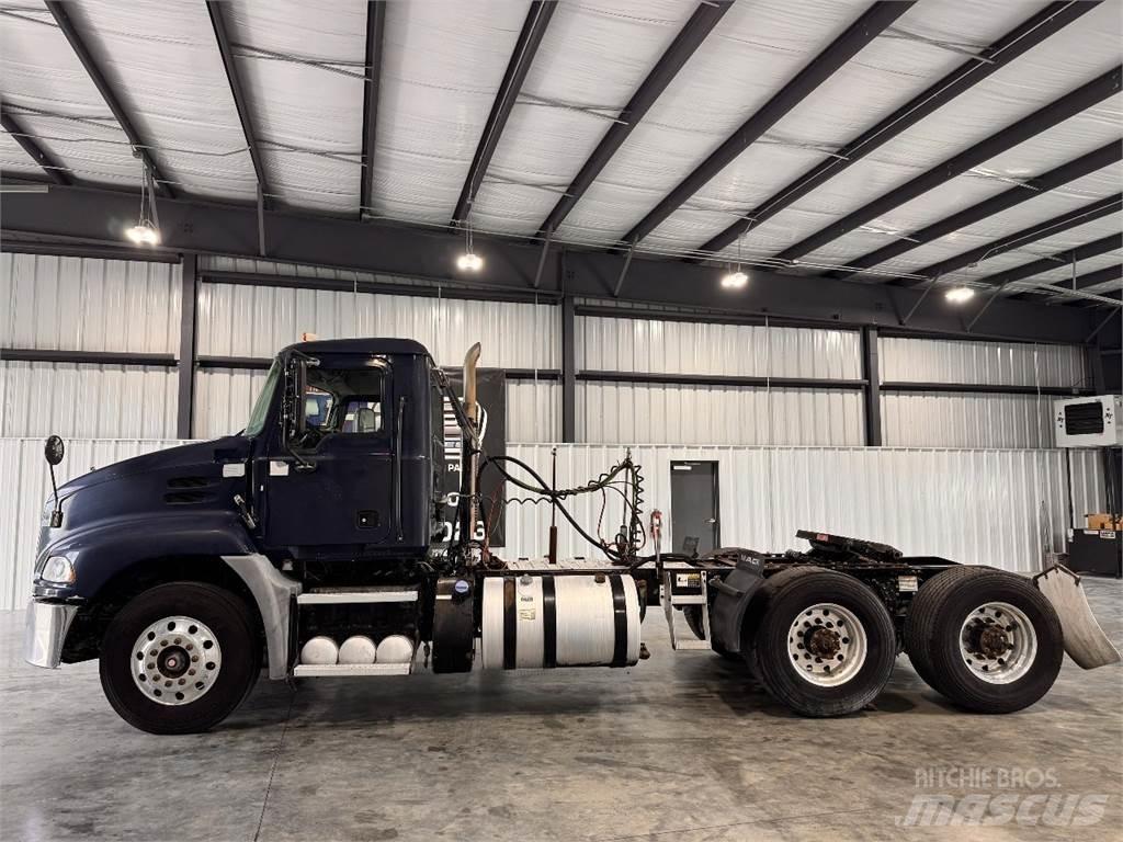 Mack CXU613 Traktorske jedinice