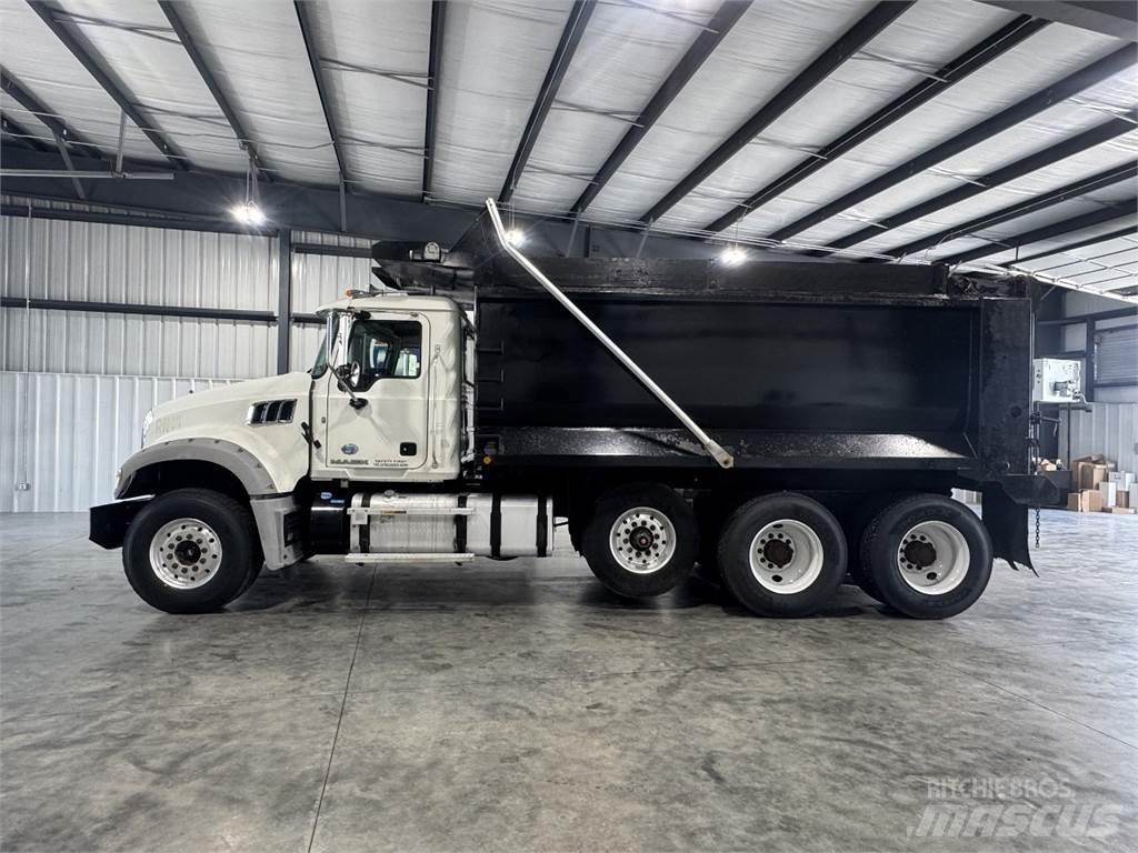 Mack GU713 Kiper kamioni