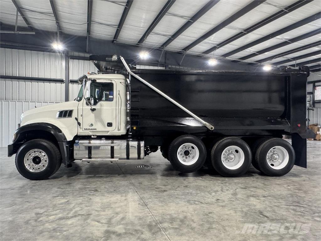 Mack GU713 Kiper kamioni
