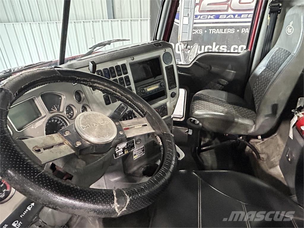 Mack GU713 Traktorske jedinice