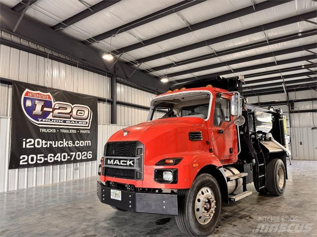 Mack MD6 Kiper kamioni