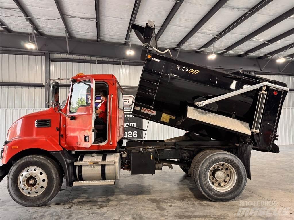 Mack MD6 Kiper kamioni
