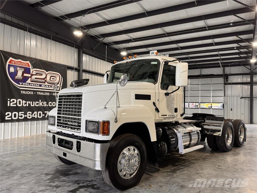 Mack Pinnacle Traktorske jedinice