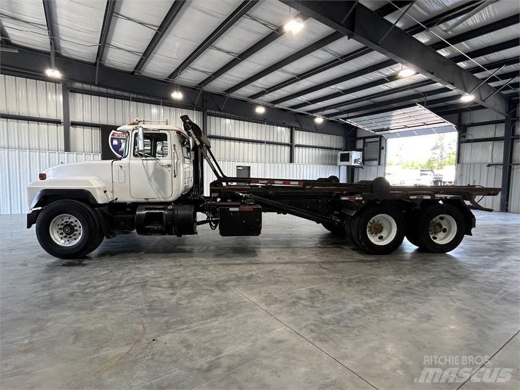 Mack RD688S Kontejnerski kamioni