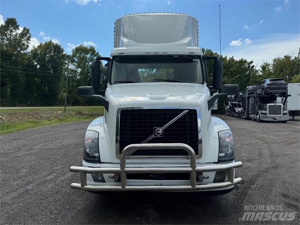 Volvo VNL42T300 Traktorske jedinice