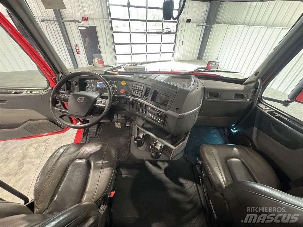 Volvo VNL64T740 Traktorske jedinice