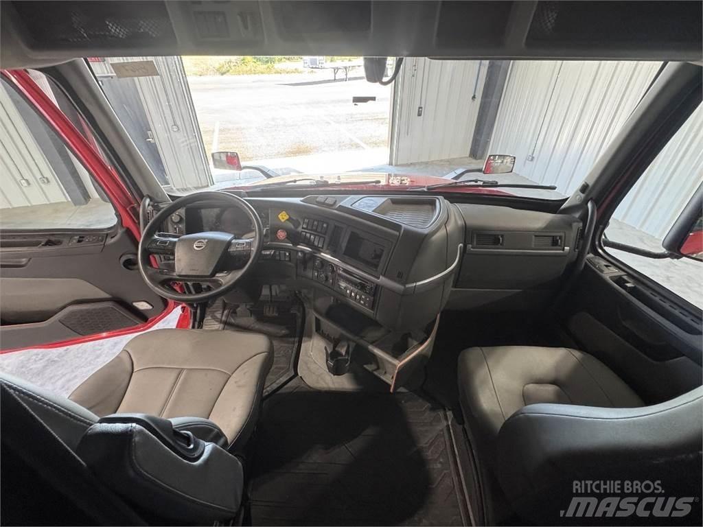 Volvo VNL64T740 Traktorske jedinice