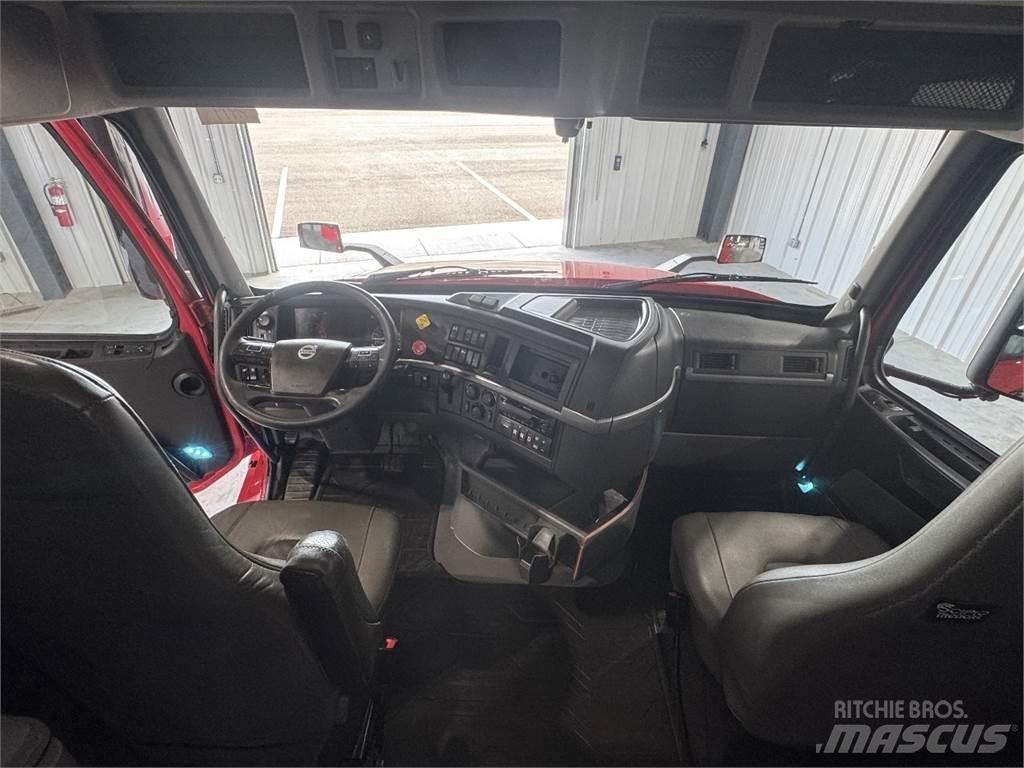 Volvo VNL64T740 Traktorske jedinice