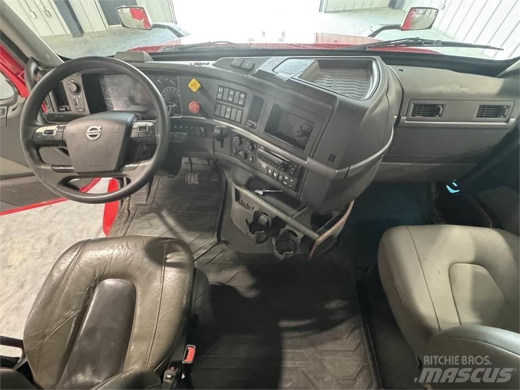 Volvo VNL740 Traktorske jedinice