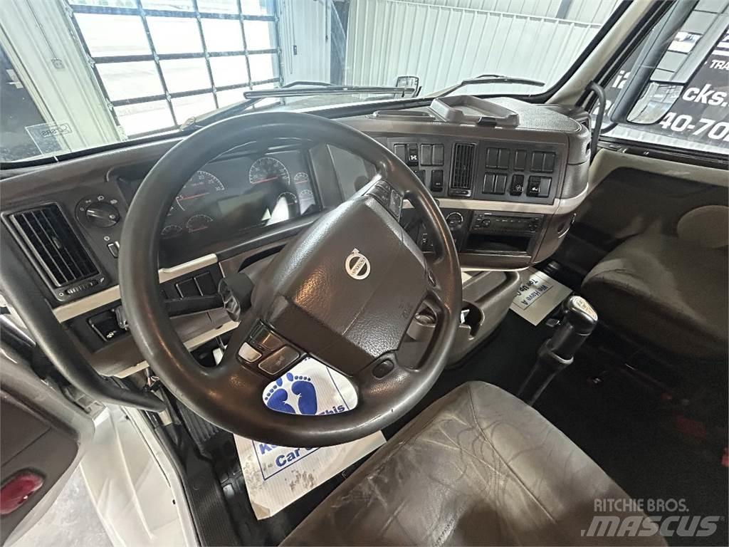 Volvo VNM64T200 Traktorske jedinice