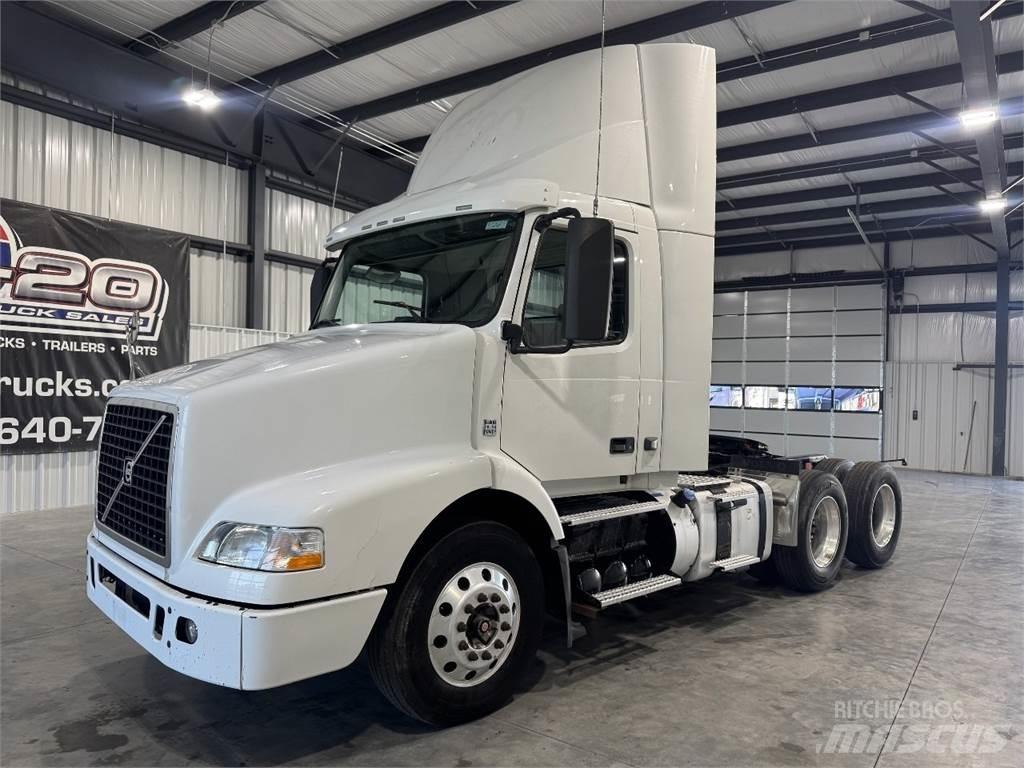 Volvo VNM64T200 Traktorske jedinice