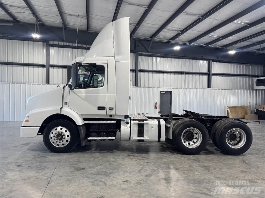 Volvo VNM64T200 Traktorske jedinice