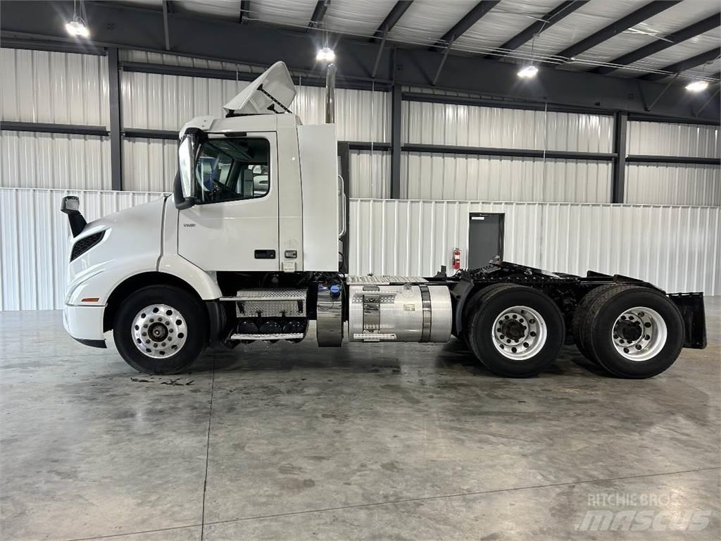 Volvo VNR64T300 Traktorske jedinice