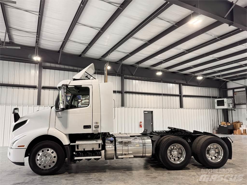Volvo VNR64T300 Traktorske jedinice