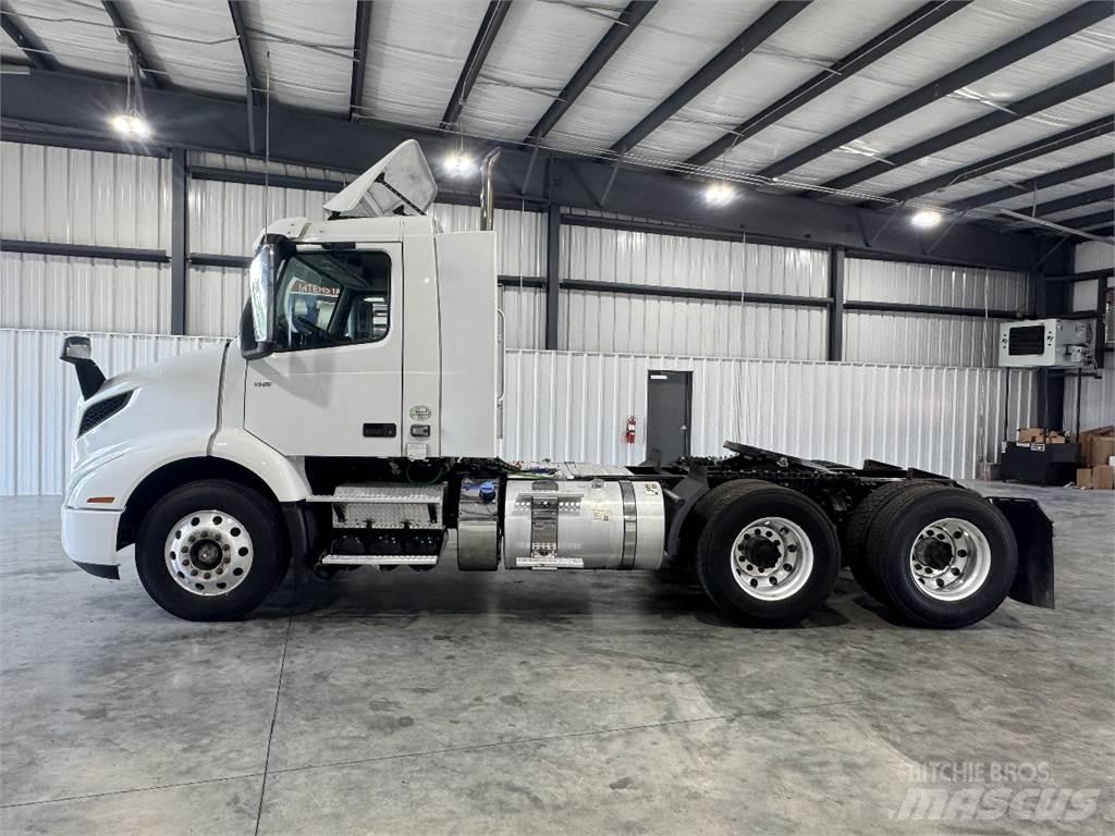Volvo VNR64T300 Traktorske jedinice