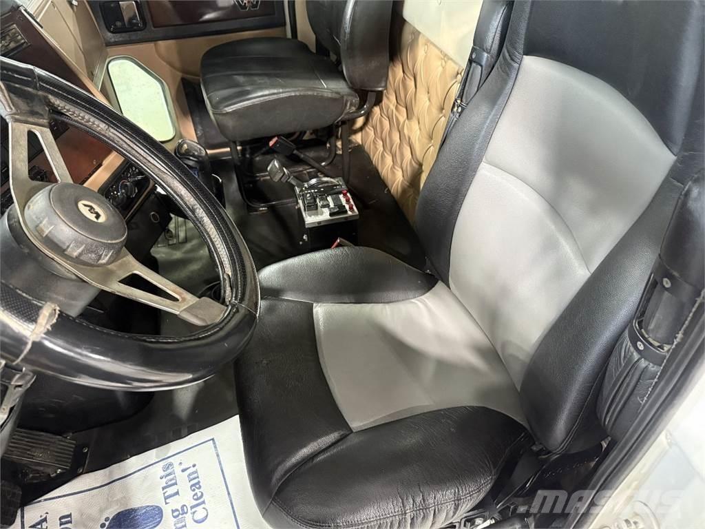 Western Star 4700SF Kiper kamioni