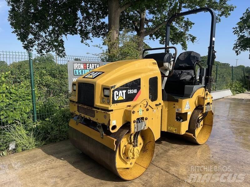 CAT CB24B Roller Valjci sa dvojnim bubnjem